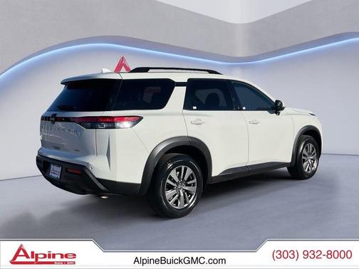 2025 Nissan Pathfinder SV 4WD