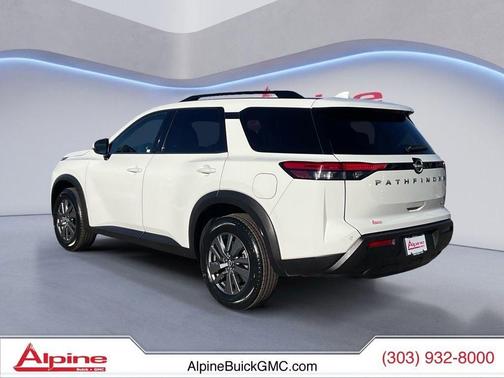 2025 Nissan Pathfinder SV 4WD