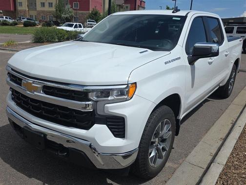 Summit White 2025 Chevrolet Silverado 1500 LT