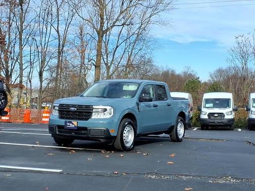 2022 Ford Maverick XL