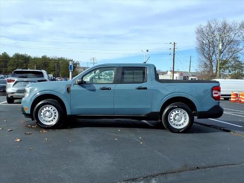 2022 Ford Maverick XL