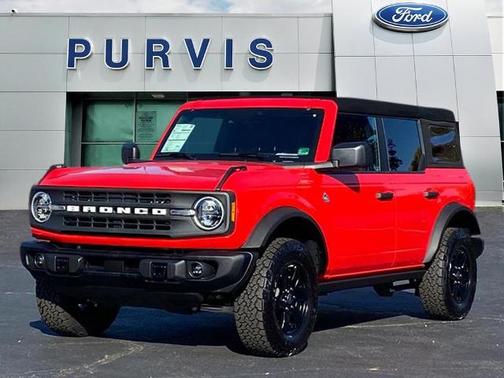 2024 Ford Bronco BLACK DIAMOND