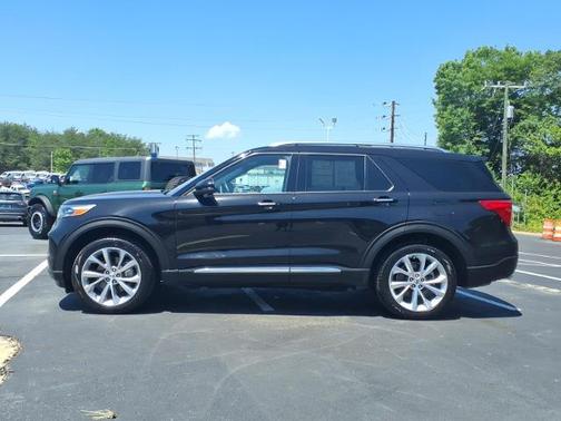 AGATE BLACK METALLIC 2023 Ford Explorer PLATINUM