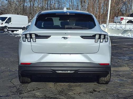 2021 Ford Mustang Mach-E SELECT