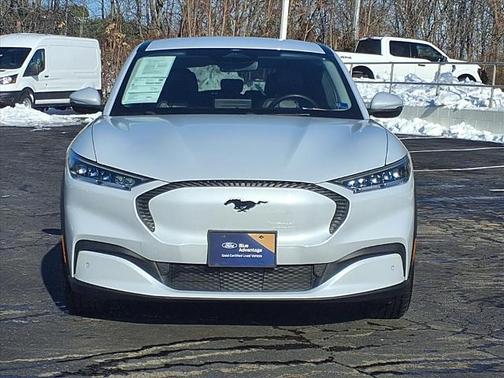 2021 Ford Mustang Mach-E SELECT