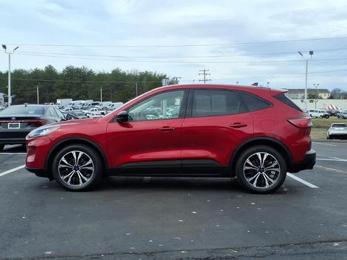 RAPID RED MET TINTED CC 2022 Ford Escape SE