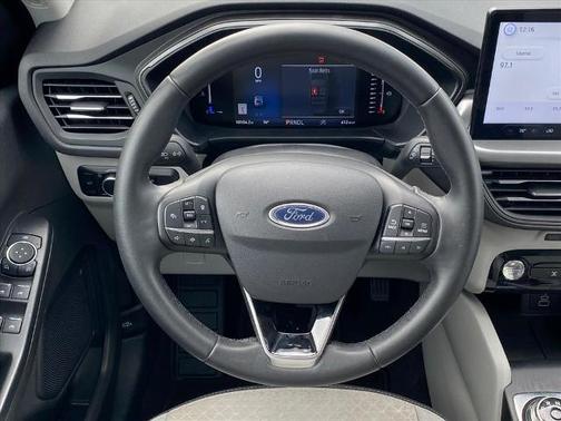 OXFORD WHITE 2024 Ford Escape ACTIVE