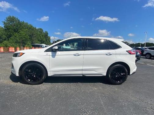 2024 Ford Edge ST-LINE