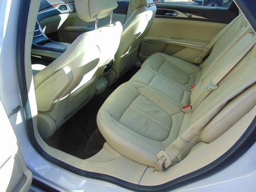 2015 Lincoln MKZ Base