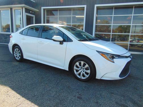 White 2022 Toyota Corolla LE