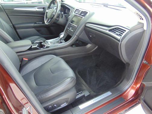 2016 Ford Fusion Titanium