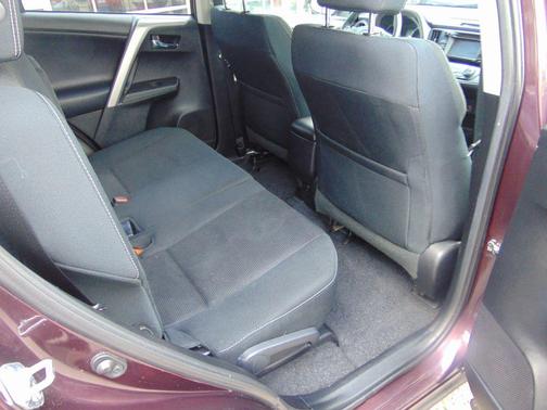 PLUM 2016 Toyota RAV4 XLE