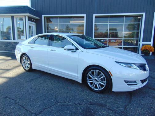 2015 Lincoln MKZ Base