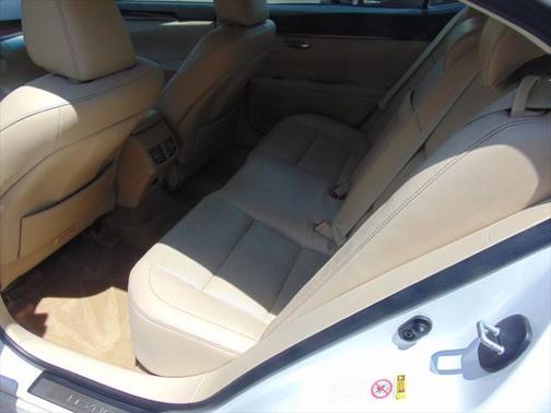 2015 Lexus ES 350 Crafted Line