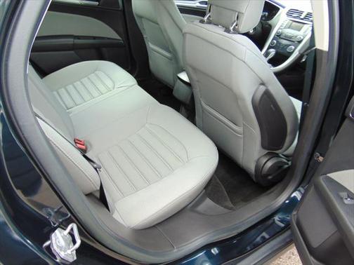 2014 Ford Fusion S