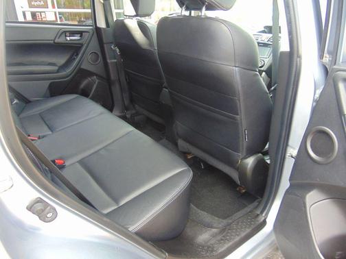 2014 Subaru Forester 2.5i Touring