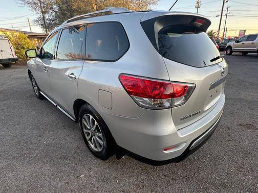 2016 Nissan Pathfinder S