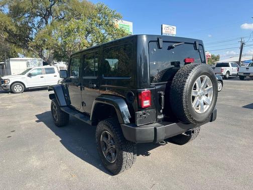 2013 Jeep Wrangler Unlimited Sahara
