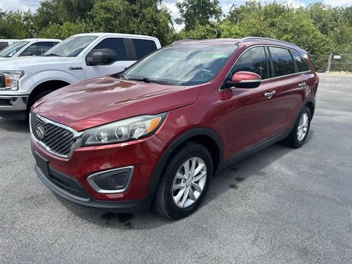 2016 Kia Sorento LX