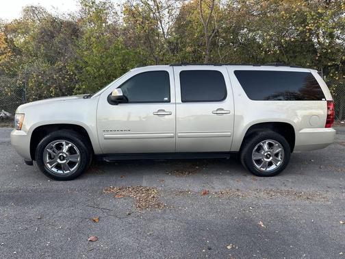 2014 Chevrolet Suburban 1500 LT
