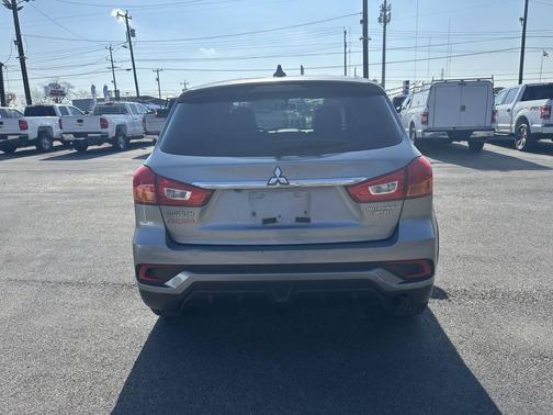 2018 Mitsubishi Outlander Sport 2.0 ES