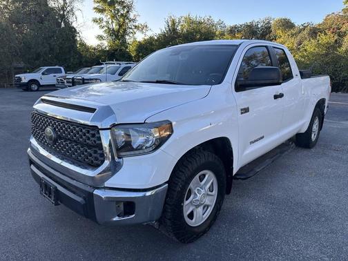 2018 Toyota Tundra SR5
