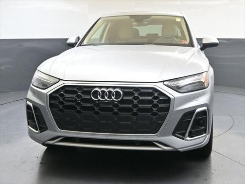 2022 Audi Q5 Prestige 55 TFSI e S line quattro S tronic