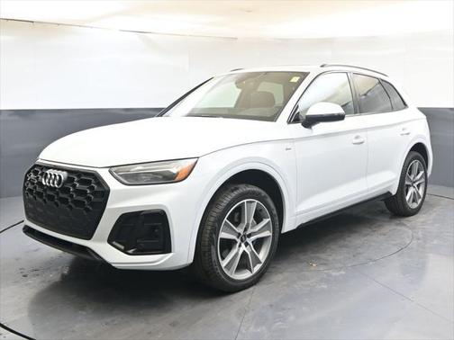 2025 Audi Q5 Premium 45 TFSI S line quattro