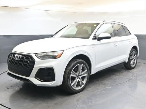 2025 Audi Q5 Premium 45 TFSI S line quattro
