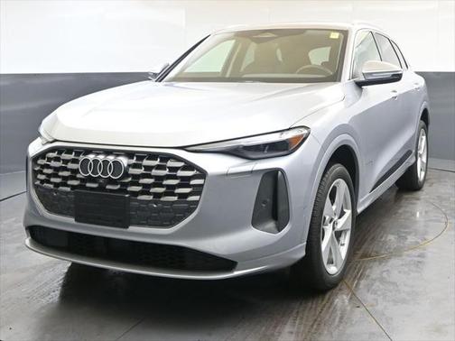 2025 Audi Q5 Premium Plus TFSI quattro S tronic