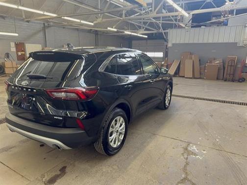 AGATE BLACK METALLIC 2023 Ford Escape ACTIVE