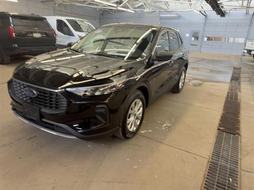 AGATE BLACK METALLIC 2023 Ford Escape ACTIVE