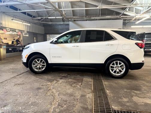 2022 Chevrolet Equinox LT W/1LT