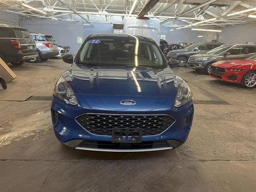 ATLAS BLUE METALLIC 2022 Ford Escape SE