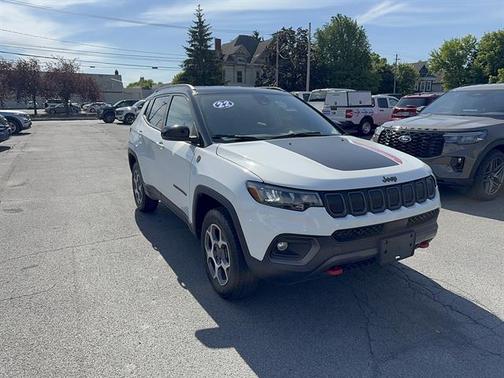 White 2022 Jeep Compass TRAILHAWK