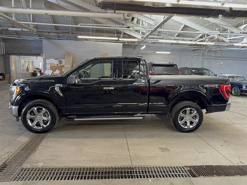 AGATE BLACK METALLIC 2023 Ford F-150 XLT