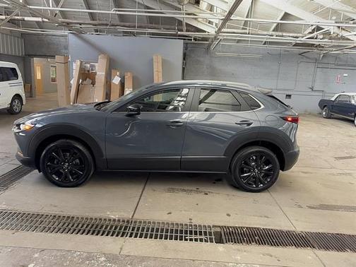 POLYMETAL GRAY METALLIC 2022 Mazda CX-30 2.5 S CARBON EDITION
