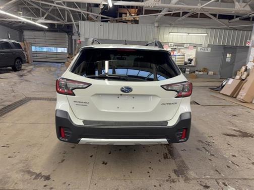 2022 Subaru Outback LIMITED