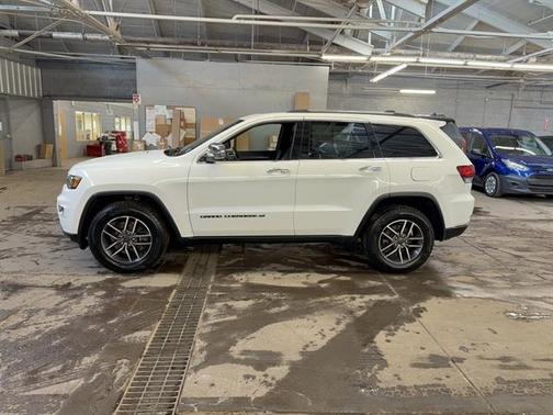 2022 Jeep Grand Cherokee LIMITED