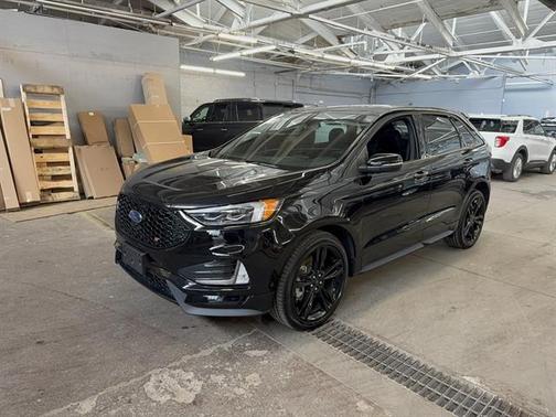 2022 Ford Edge ST