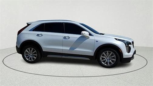 2021 Cadillac XT4 Premium Luxury