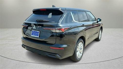 2025 Mitsubishi Outlander ES