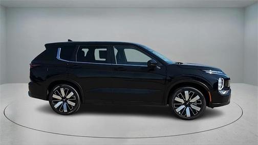 2025 Mitsubishi Outlander 