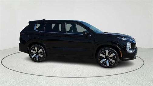 2025 Mitsubishi Outlander 