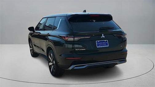 2025 Mitsubishi Outlander 