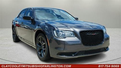 2023 Chrysler 300 Touring