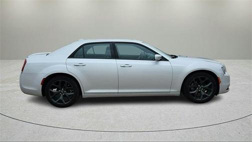 2022 Chrysler 300 S