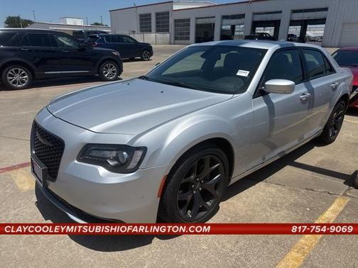 2022 Chrysler 300 S