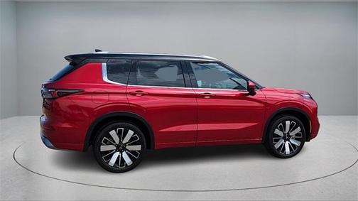 2025 Mitsubishi Outlander SEL