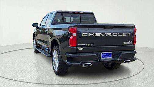 Dark Ash Metallic 2024 Chevrolet Silverado 1500 High Country